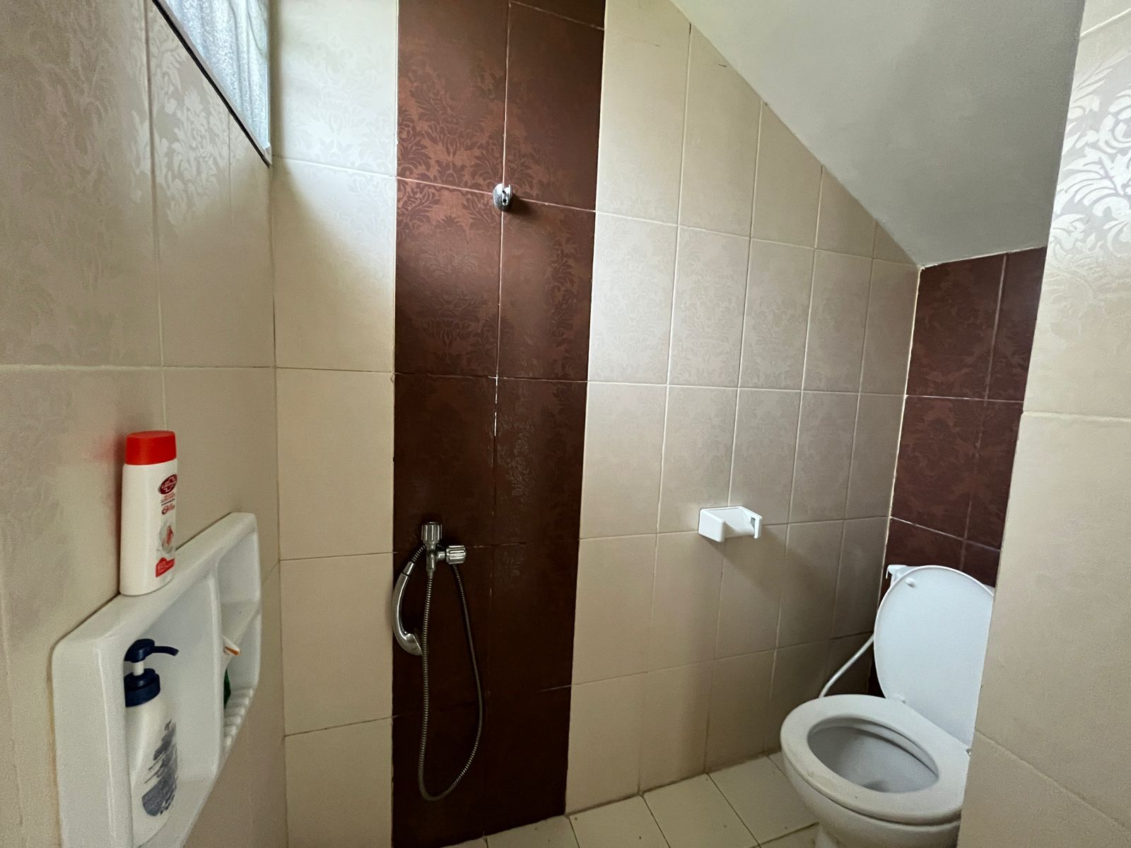 Rumah Disewakan Fully Furnished di Cluster Vassa Terrace Lippo Cikarang 